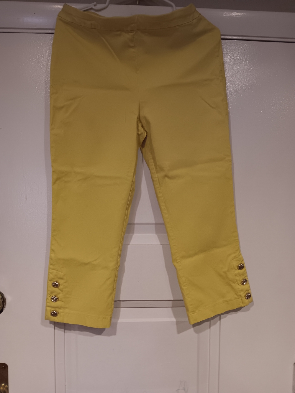 Zac & Rachel Yellow Cropped Button-Hem Pants